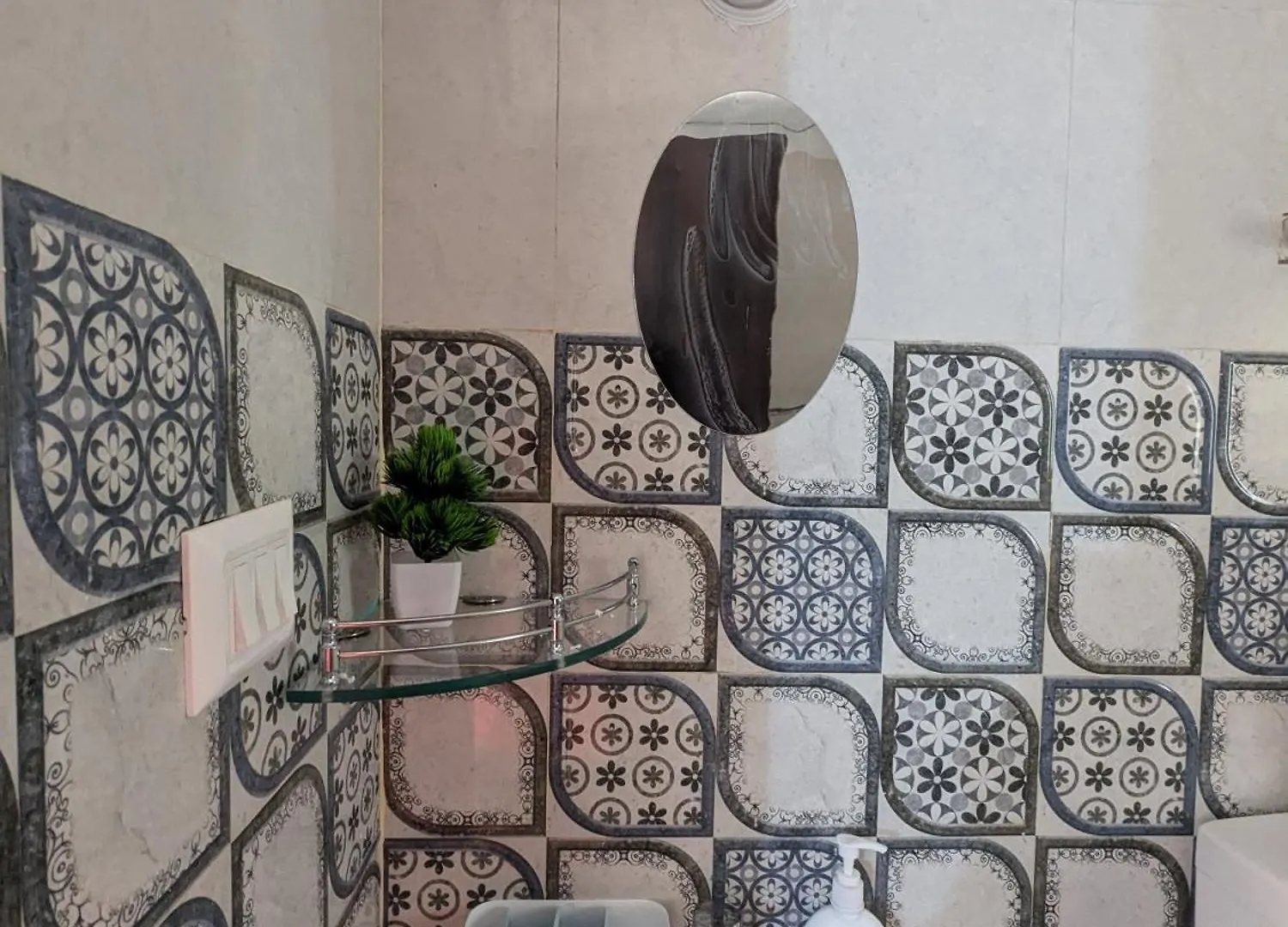 Cozy 2Bhk, 10 Mins From Airport And 20 Mins From Station Appartement Benares 0*,
